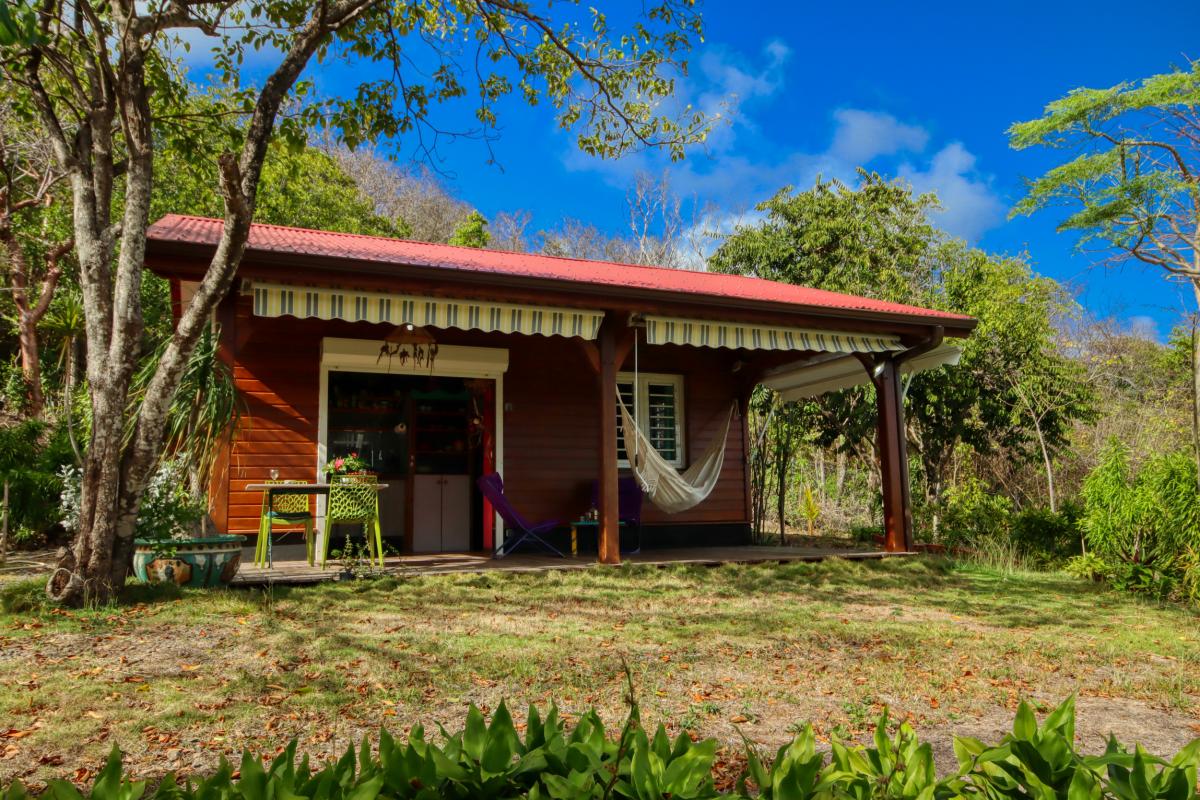 location bungalow Martinique vue mer 2 personnes extérieur 4 le vauclin